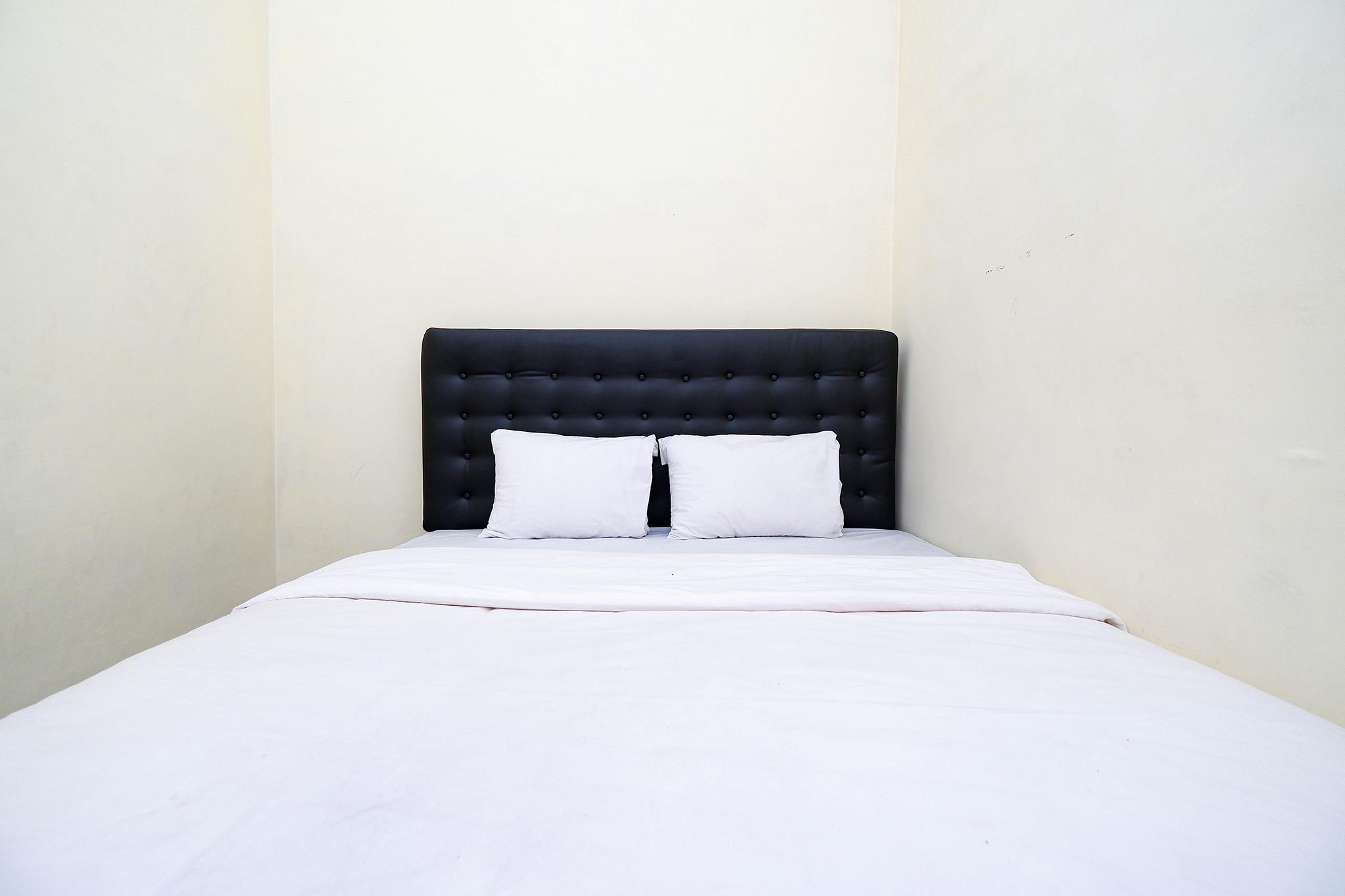 Super Oyo Capital O 2258 Santana Syariah Guest House Kartosuro Zewnętrze zdjęcie