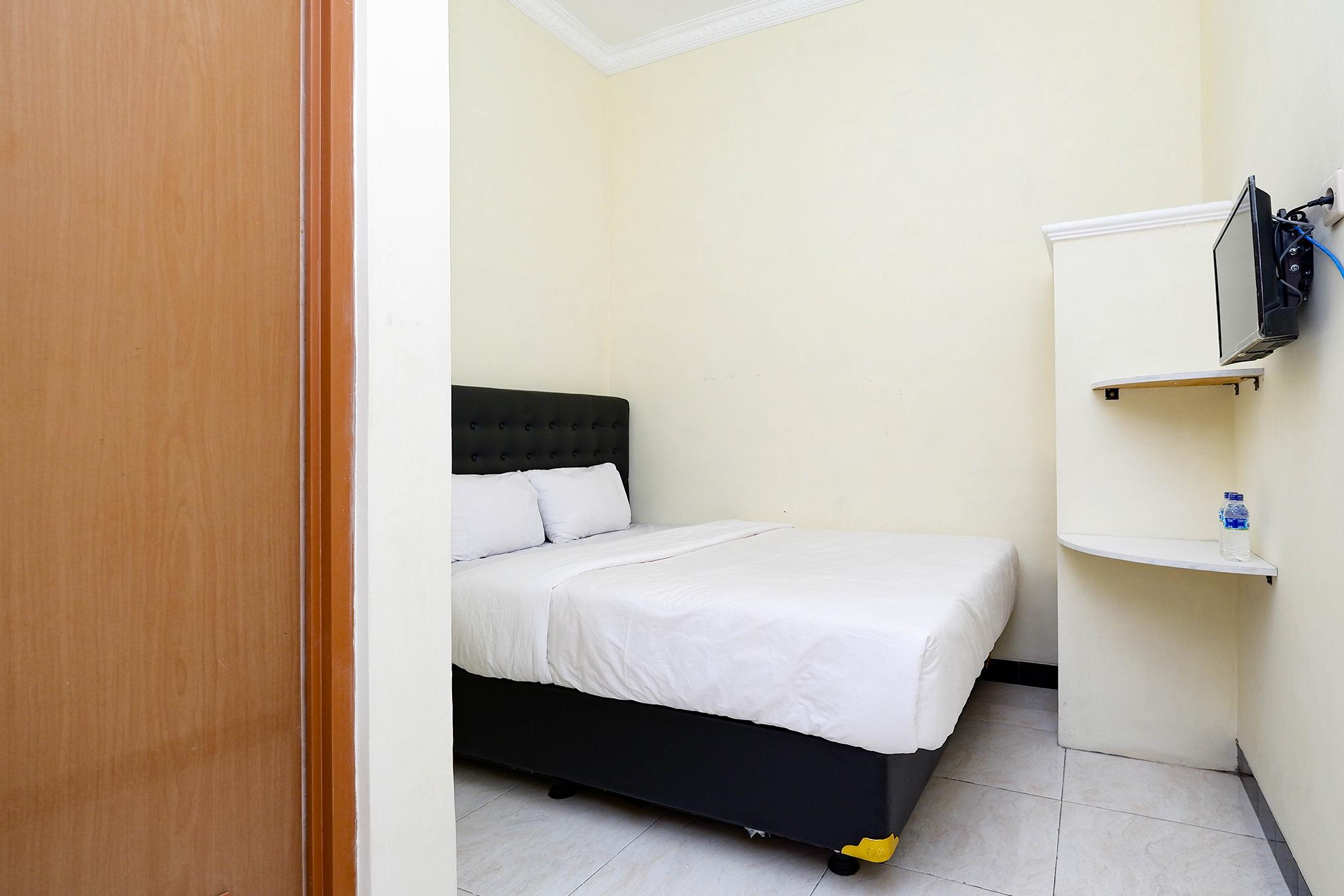 Super Oyo Capital O 2258 Santana Syariah Guest House Kartosuro Zewnętrze zdjęcie